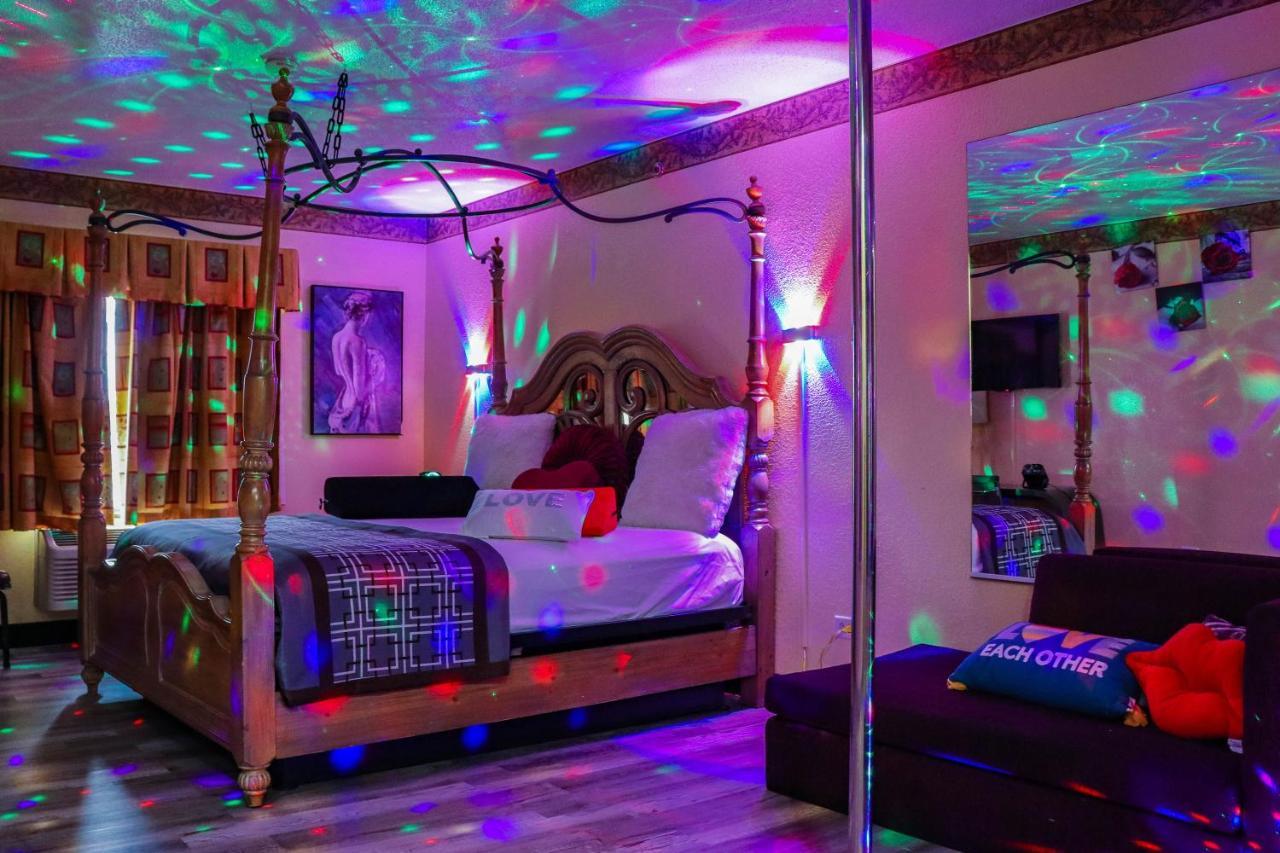 Luxe Romantic Suites Dolton المظهر الخارجي الصورة