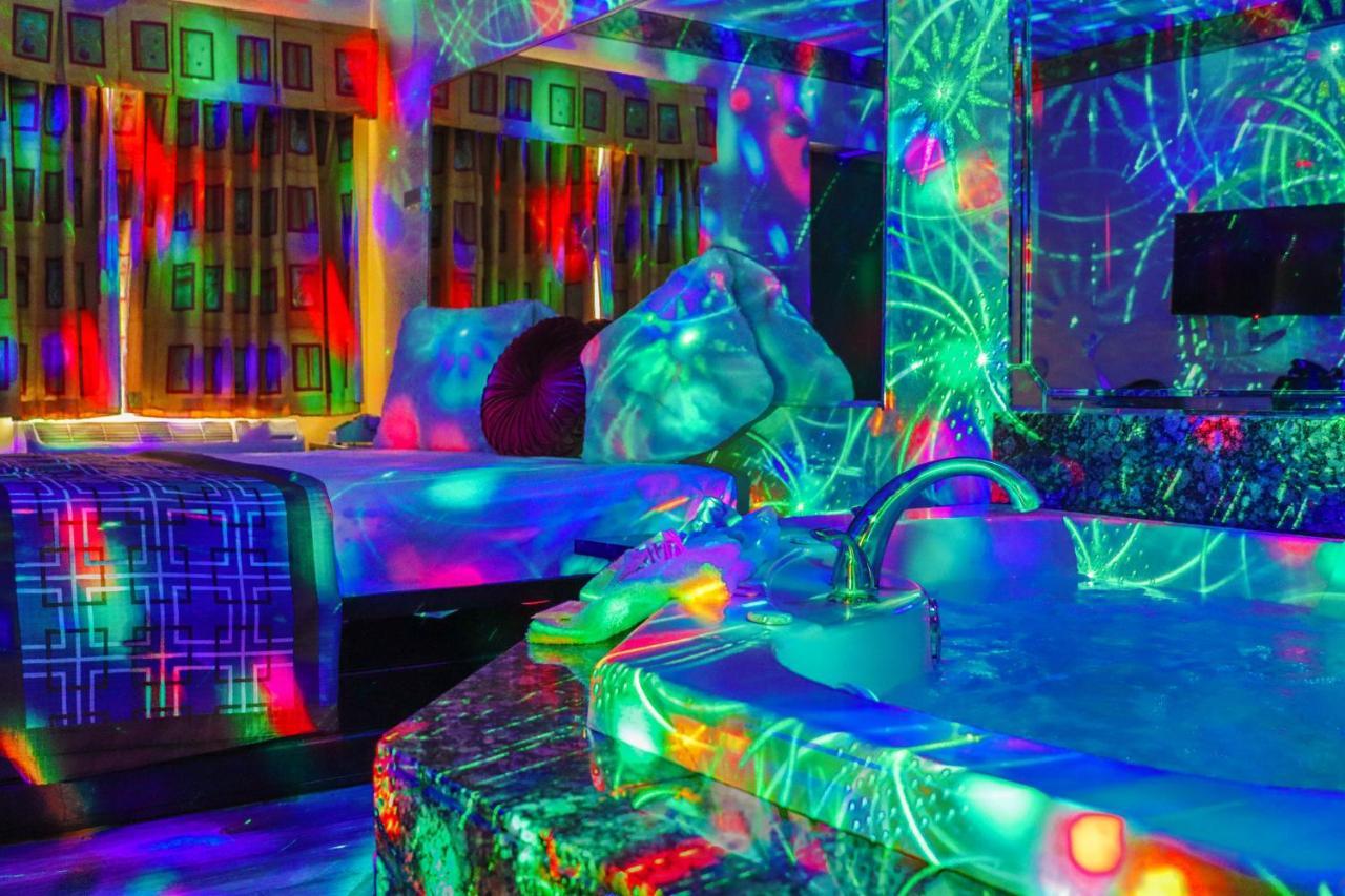 Luxe Romantic Suites Dolton المظهر الخارجي الصورة