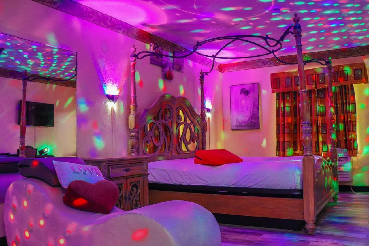 Luxe Romantic Suites Dolton المظهر الخارجي الصورة