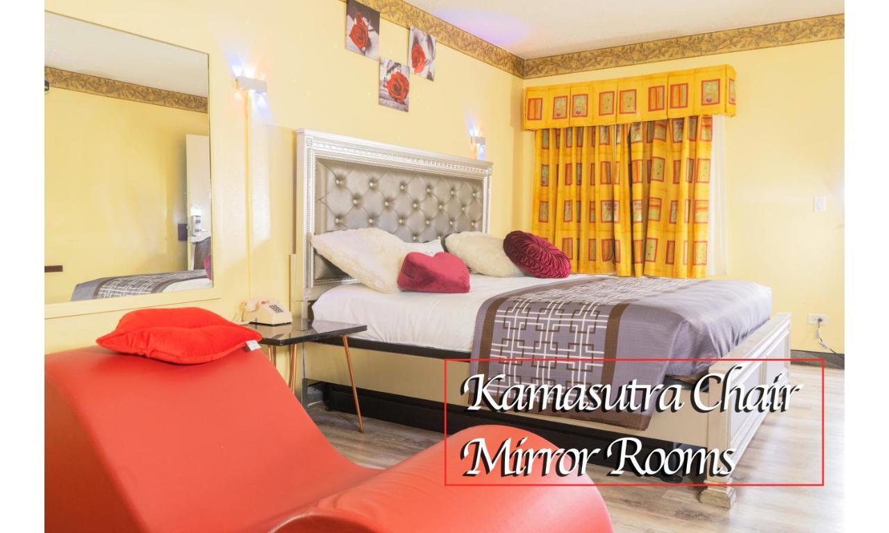 Luxe Romantic Suites Dolton المظهر الخارجي الصورة