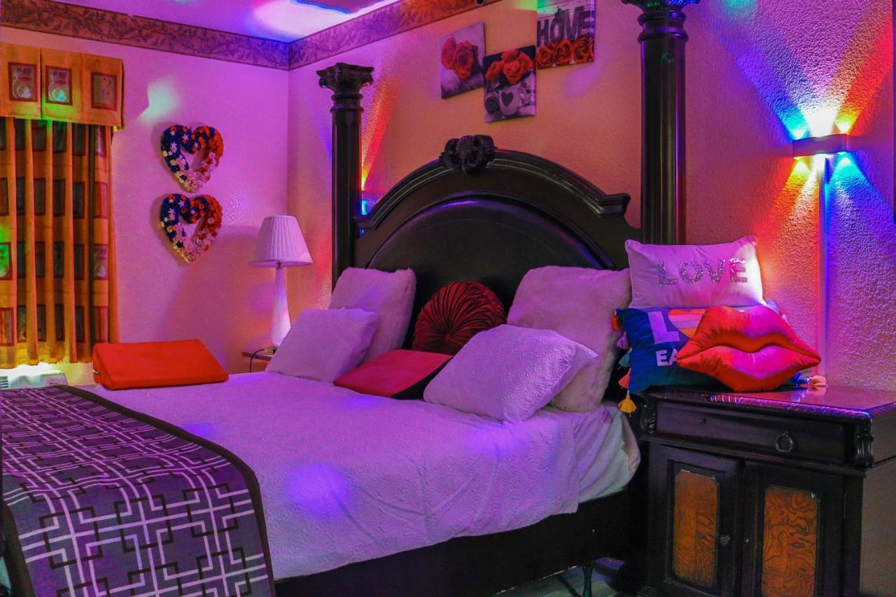 Luxe Romantic Suites Dolton المظهر الخارجي الصورة